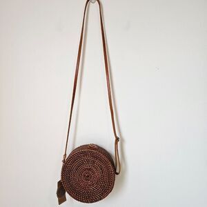 NWT RATTAN LEATHER MIX ROUND CROSSBODY BAG
